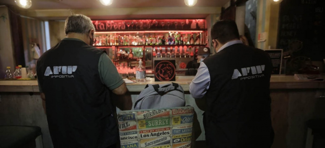 La AFIP detectó irregularidades en el 29% de los trabajadores del turismo y la gastronomía